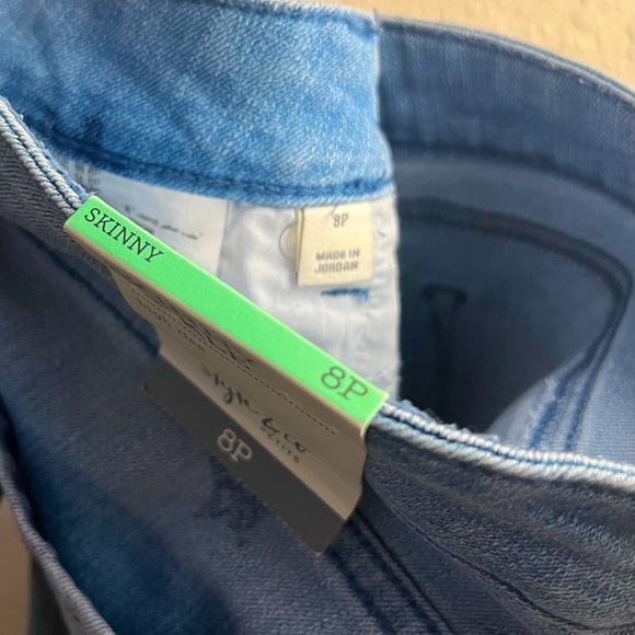 NWT - Style & Co Petite “Star Toss” High Rise Skinny Ankle Jeans - Picture 4 of 10